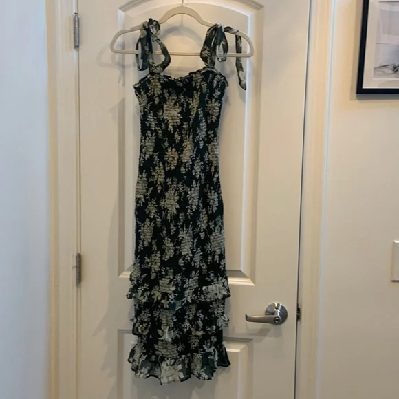 Abercrombie & Fitch green floral ruffle dress - Picture 1 of 6